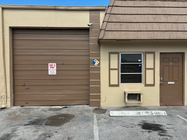 Primary Photo Of 1431 SW 12th Ave, Pompano Beach Warehouse For Lease