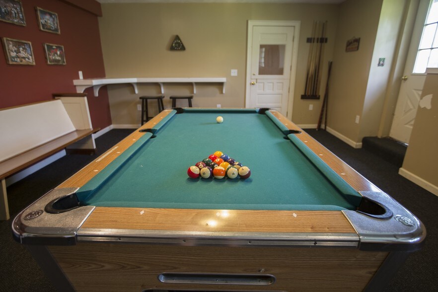 More Photos Of 201 Roses Hill Rd, Richfield Springs Hotel For Sale
