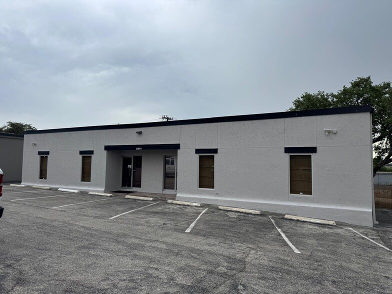 Primary Photo Of 11911-11913 Warfield St, San Antonio Warehouse For Sale