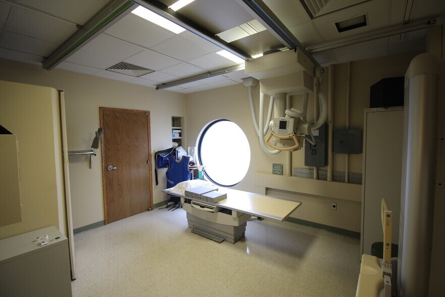 More Photos Of 2520 Lake Ave, Fort Wayne Medical For Sale