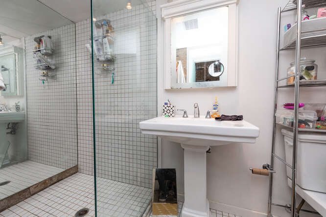 More Photos Of 239 Race St, Philadelphia Apartments For Sale