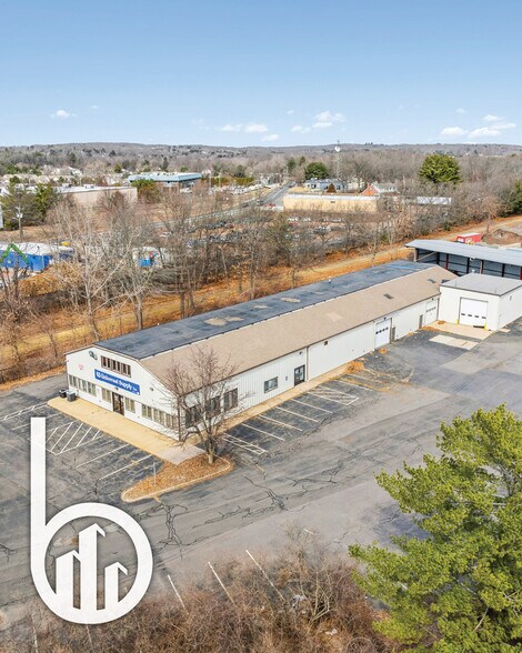 Primary Photo Of 166 Colonial Rd, Manchester Showroom For Lease