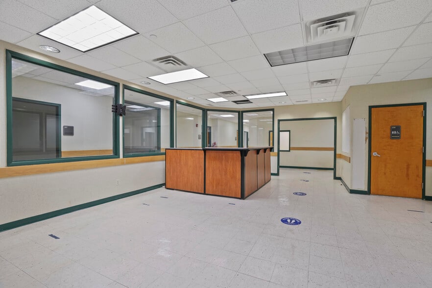 More Photos Of 8710 5th Ave, Brooklyn Medical For Sale