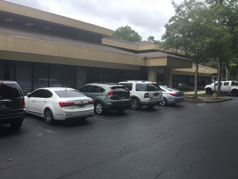 More Photos Of 2303 SE 17th St, Ocala Coworking Space