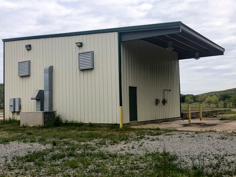More Photos Of 26369 E State Highway Byp, Quinton Office For Sale