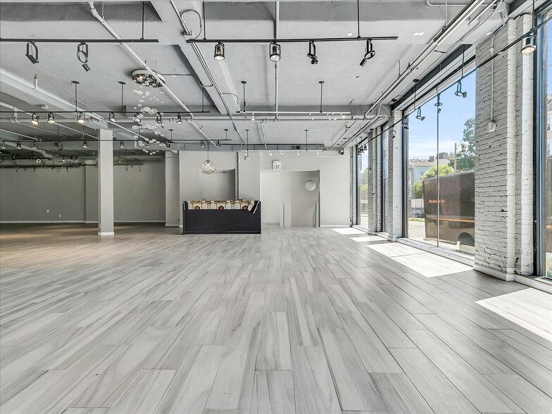 More Photos Of 81 Boylston St, Brookline Storefront For Sale