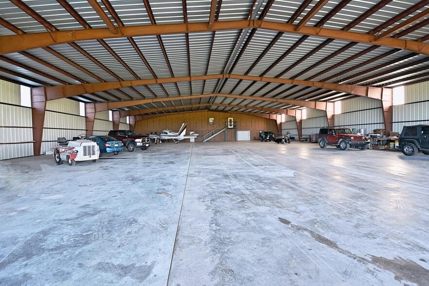 More Photos Of 4545 E FM 775, Seguin Manufacturing For Sale