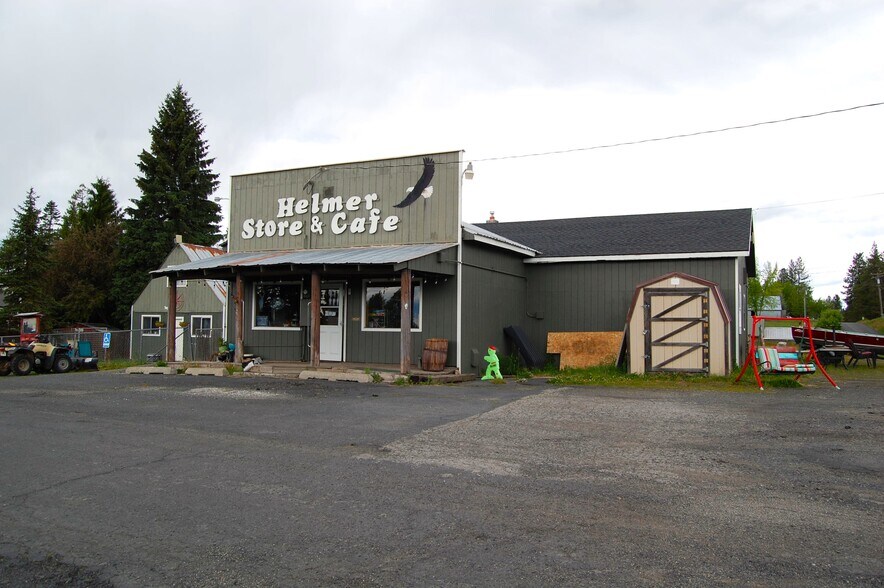 More Photos Of 5588 Highway 8, Deary General Retail For Sale