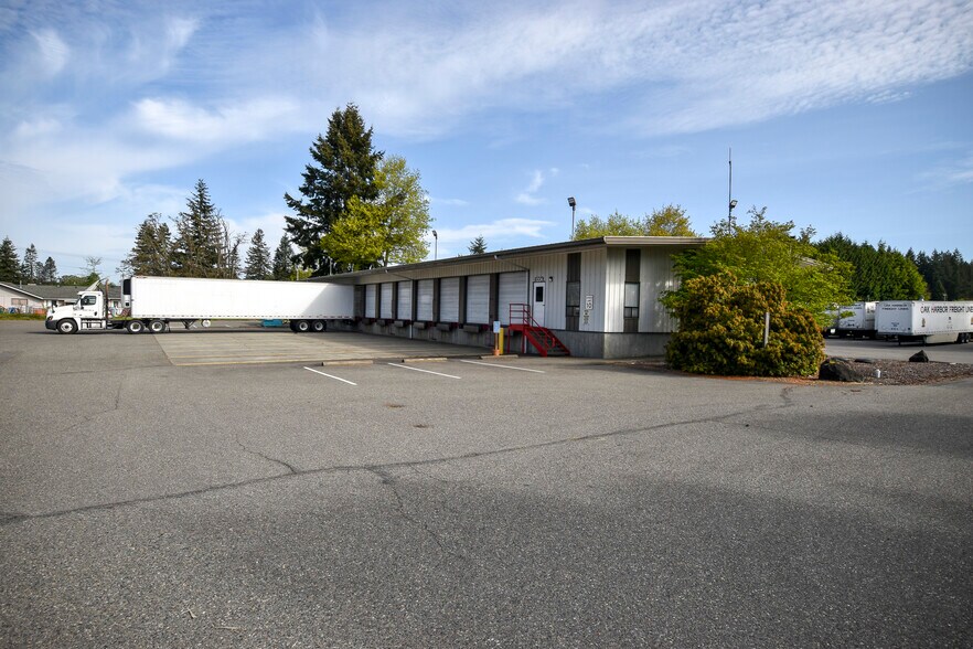 More Photos Of 820 Airport Ct SE, Olympia Truck Terminal For Lease