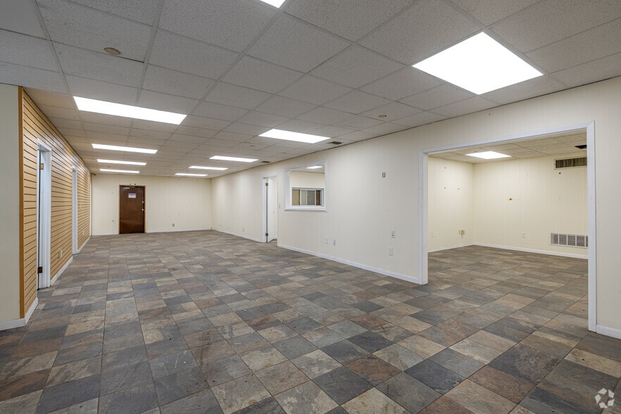 More Photos Of 185 Van Winkle Ave, Hawthorne Warehouse For Sale