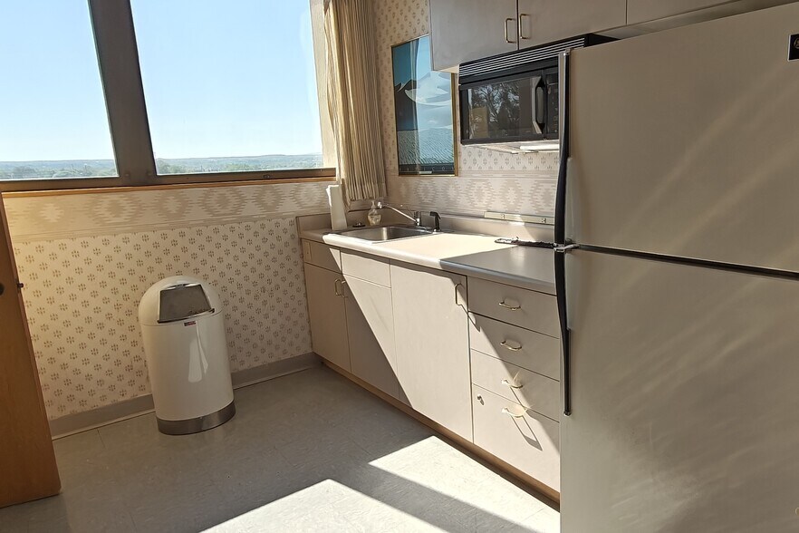 More Photos Of 2808 North Ave, Grand Junction Office For Sale