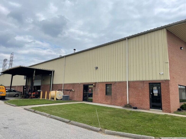 More Photos Of 124 N Langley Rd, Glen Burnie Warehouse For Lease