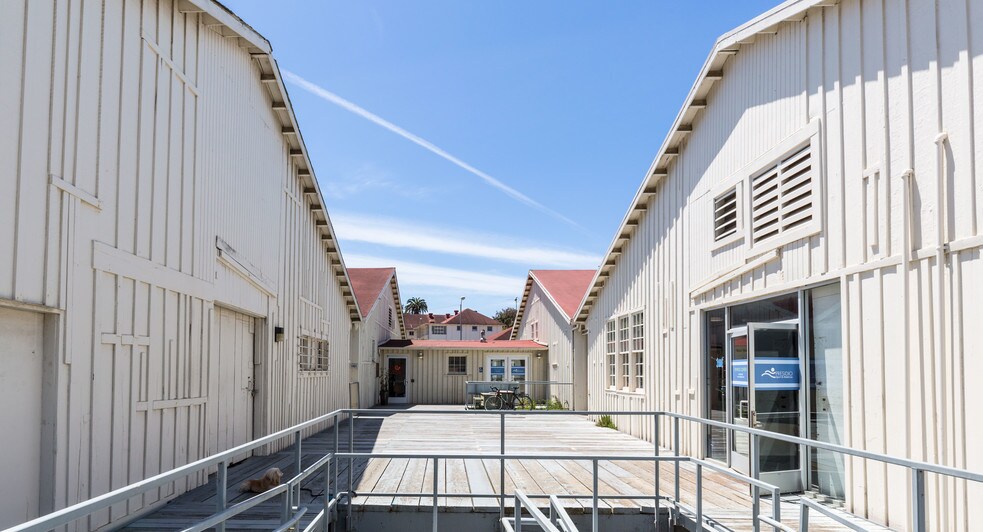 More Photos Of 1169 Gorgas Ave, San Francisco Freestanding For Lease