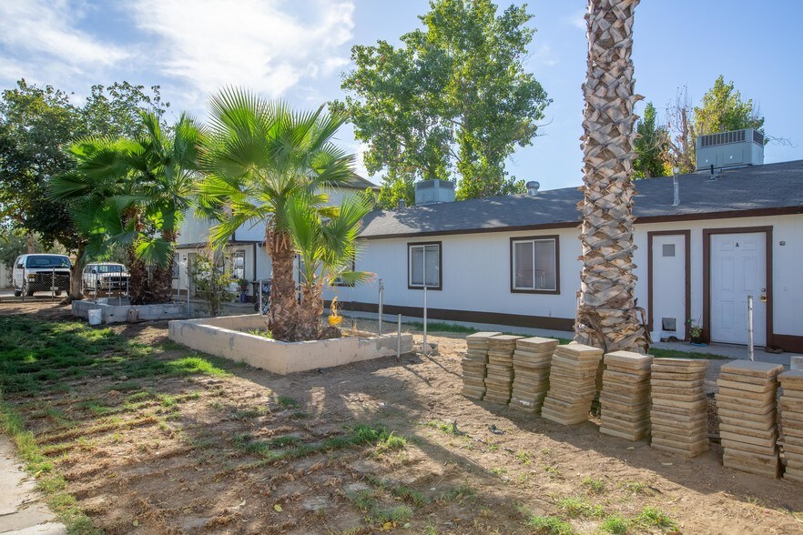 More Photos Of 235 Dr Martin Luther King Jr Blvd, Bakersfield Apartments For Sale