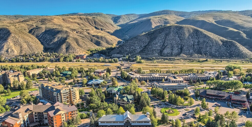 More Photos Of 15 E Benchmark Rd, Avon Bank For Sale