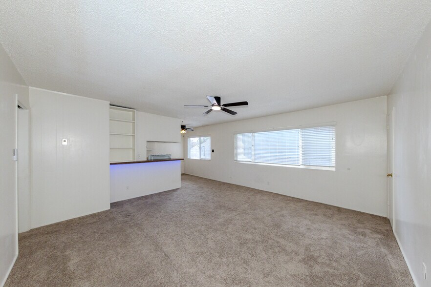 More Photos Of 241 Lindero Ave, Long Beach Apartments For Sale