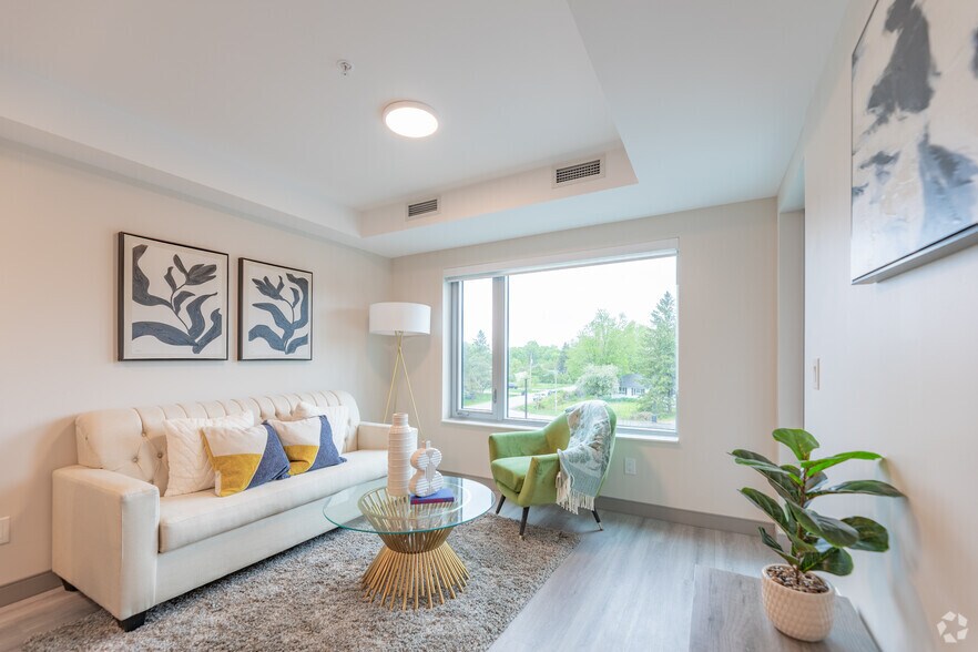 More Photos Of 1015 Innisfil Beach Road, Innisfil Apartments For Lease