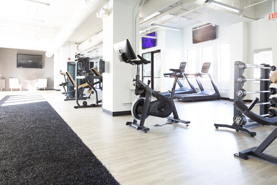 More Photos Of 810 E 7th St, Charlotte Apartments For Lease