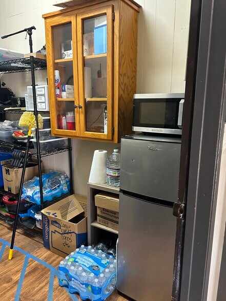 More Photos Of 1001 W Noble Ave, Visalia Specialty For Sale