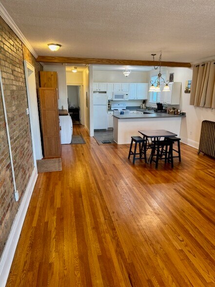 More Photos Of 203 W Grand River Ave, Howell Storefront Retail Office For Sale