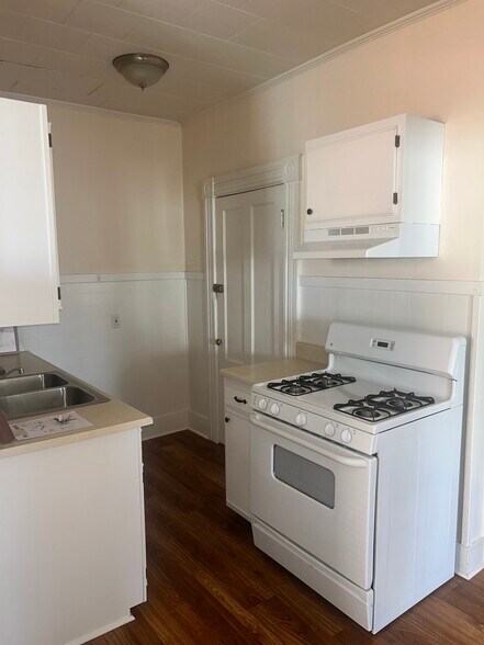 More Photos Of 97 Bridge St, Manchester Apartments For Sale