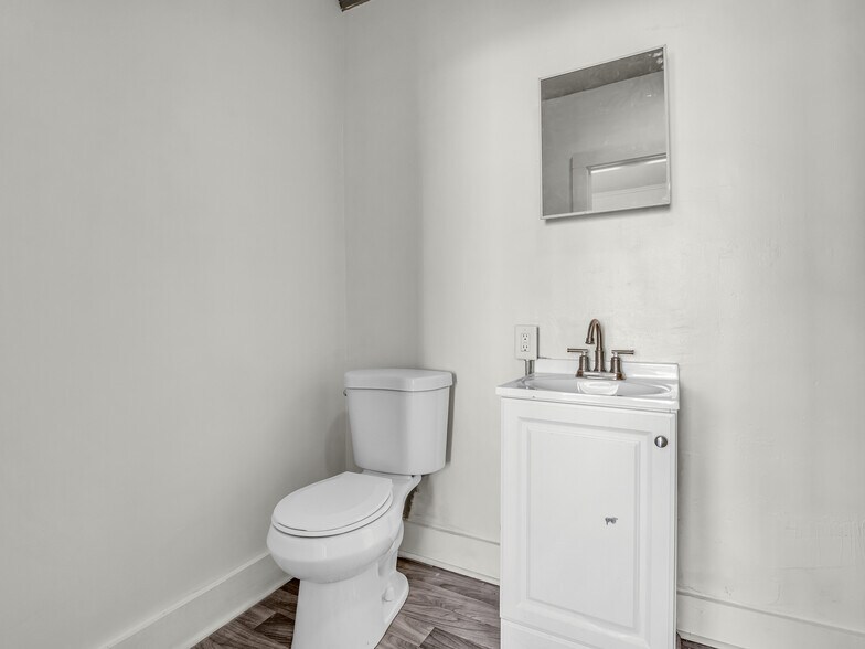 More Photos Of 3178 N Capitol Ave, Indianapolis Apartments For Sale