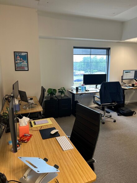 More Photos Of 21 NJ-31, Pennington General Retail For Lease