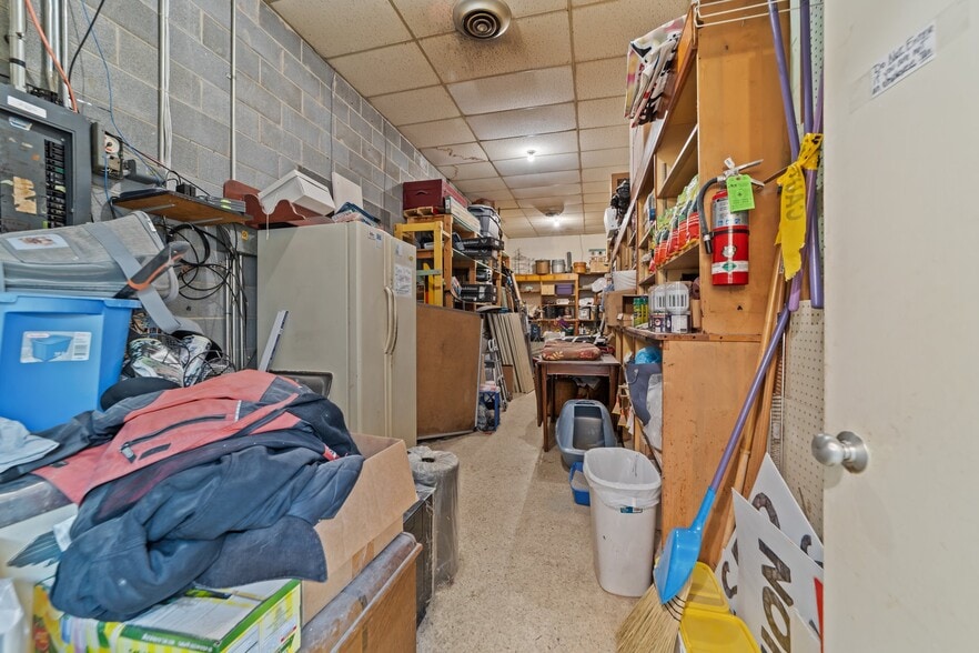 More Photos Of 110 E Wall St, Rural Hall Garden Center For Sale