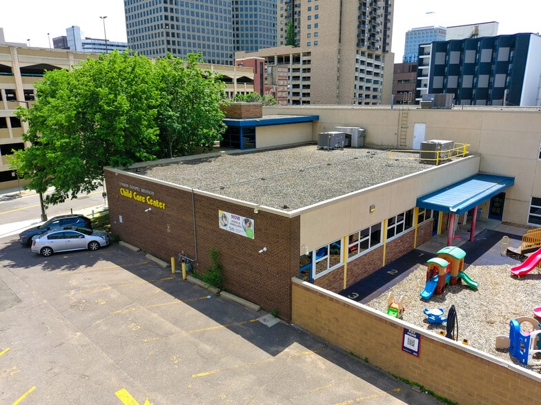 More Photos Of 109 9th St E, Saint Paul Daycare Center For Sale