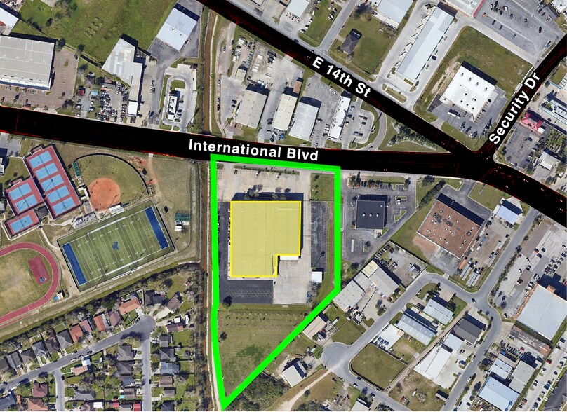 More Photos Of 3734 International Blvd, Brownsville Distribution For Lease