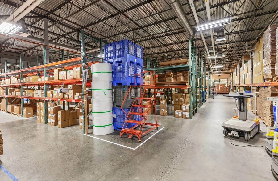 More Photos Of 600 W Wilbur Ave, Coeur d'Alene Flex For Lease