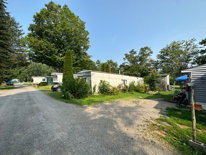 More Photos Of 8114 State Rd, Colden Manufactured Housing Mobile Home Park For Sale