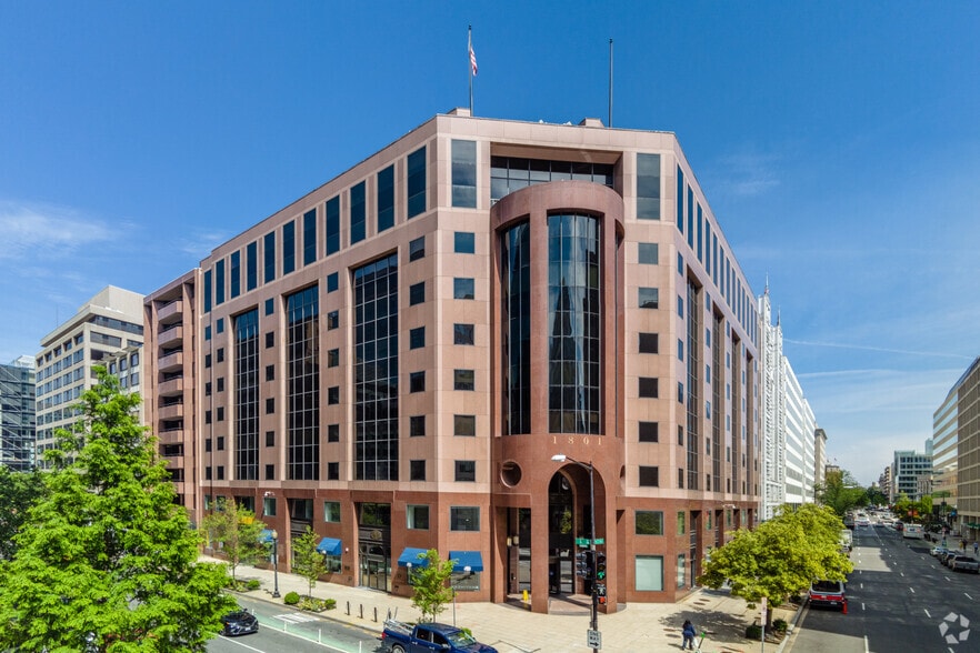 More Photos Of 1801 L St NW, Washington Office For Sale