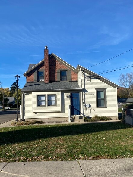 More Photos Of 120 N Main St, Englewood Loft Creative Space For Sale