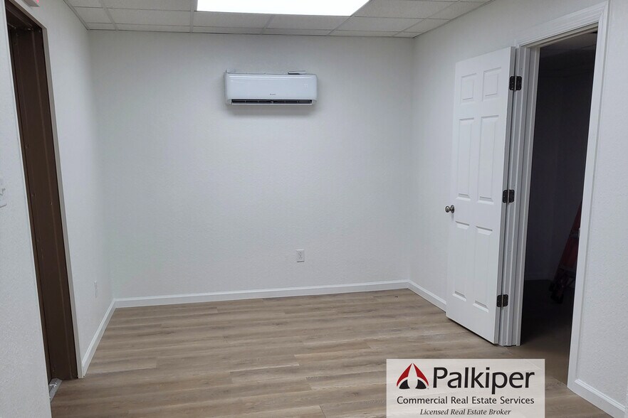 More Photos Of 203 N Fiske Blvd, Cocoa Warehouse For Sale