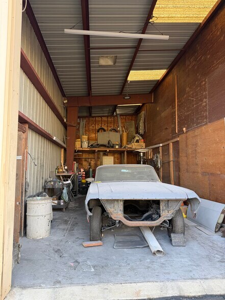 More Photos Of 1702 Ackerman Dr, Lodi Warehouse For Lease