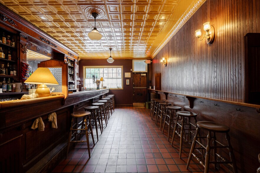 More Photos Of 1712 Aliceanna St, Baltimore Restaurant For Sale