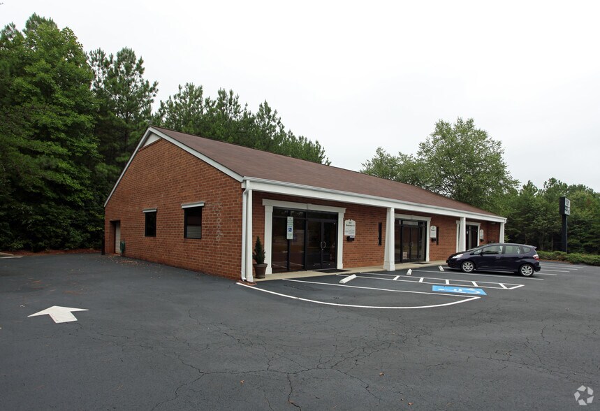 More Photos Of 621-625 Huntsman Ct, Gastonia Medical For Lease