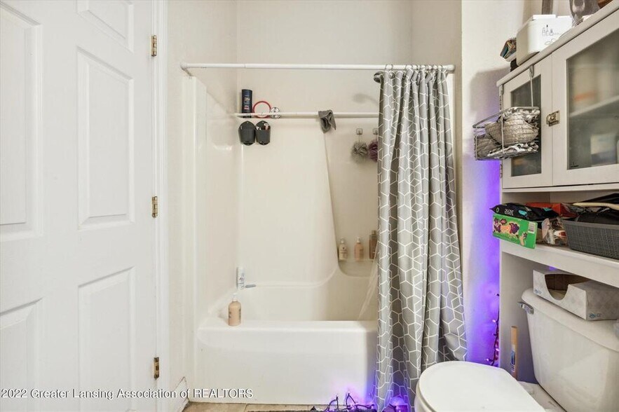 More Photos Of 335 Horatio St, Charlotte Apartments For Sale