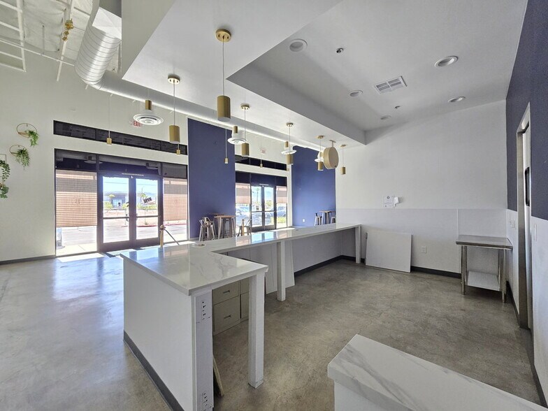 More Photos Of 5840 S Rainbow Blvd, Las Vegas Fast Food For Lease