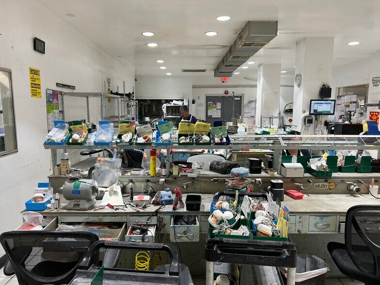 More Photos Of 641 W Willow, Long Beach Medical For Sale