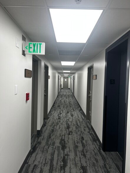 More Photos Of 2929 E Commercial Blvd, Fort Lauderdale Office Residential For Lease