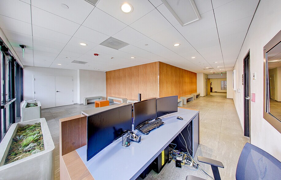 More Photos Of 710 S Central Ave, Glendale Medical For Lease