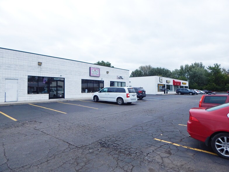 More Photos Of 22051-22169 West Rd, Woodhaven Unknown For Lease