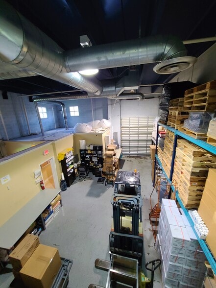 More Photos Of 13850 SW 143rd Ct, Miami Warehouse For Sale