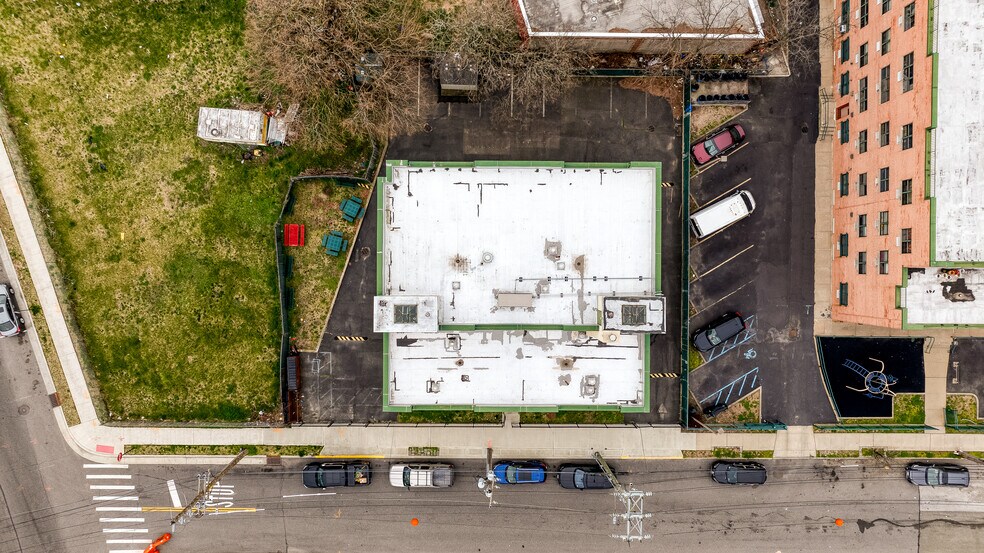 More Photos Of 311 Beach 53rd St, Far Rockaway Apartments For Sale