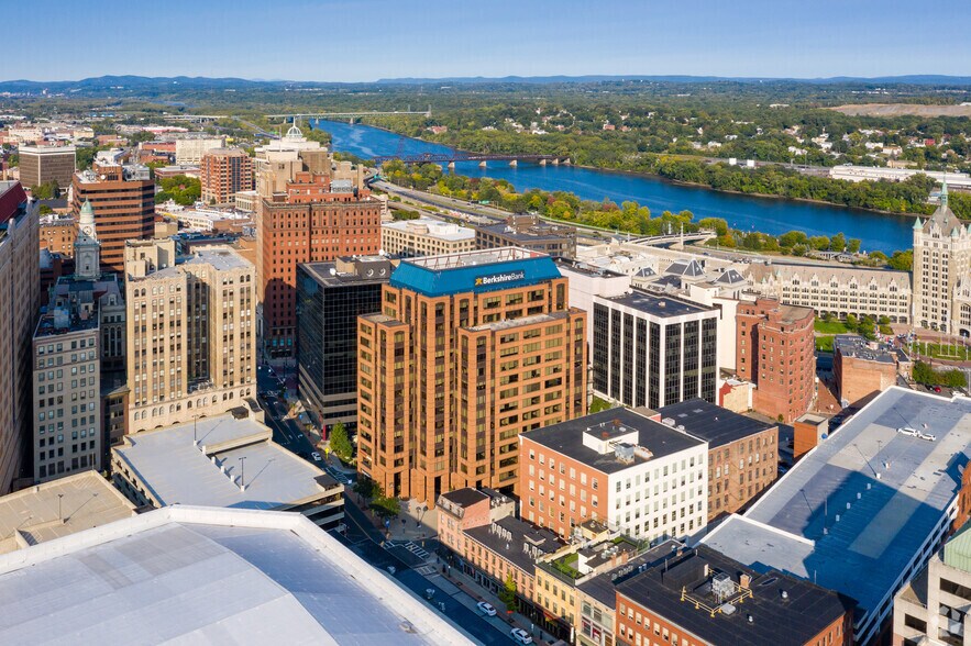 More Photos Of 30 S Pearl St, Albany Office For Lease