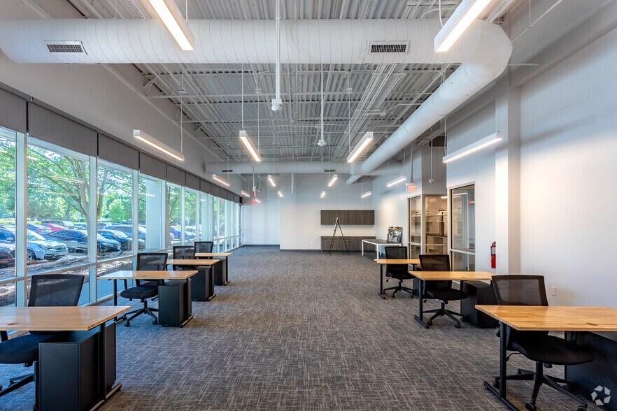 More Photos Of 507 Airport Blvd, Morrisville Light Distribution For Lease