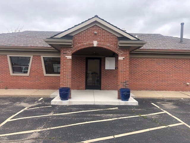 More Photos Of 2280 E 14 Mile Rd, Warren Storefront For Sale