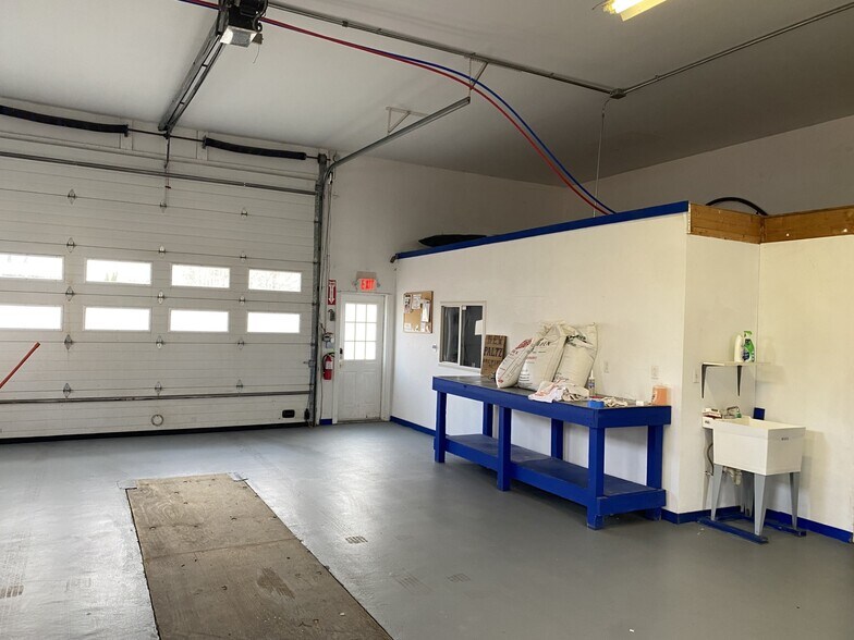 More Photos Of 7174 Route 209, Wawarsing Storefront For Sale